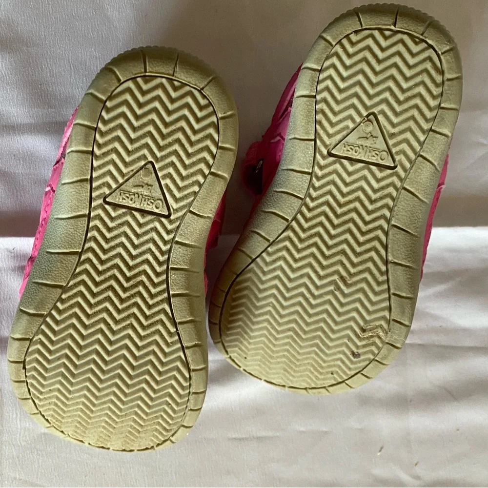 Osh Kosh pink and purple shoes Size 7